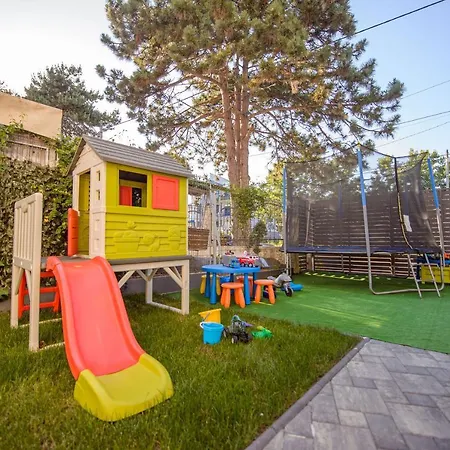 Гостьовий будинок Karma