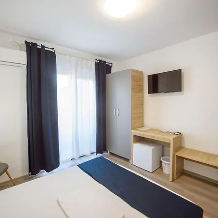 Karma Guest house *