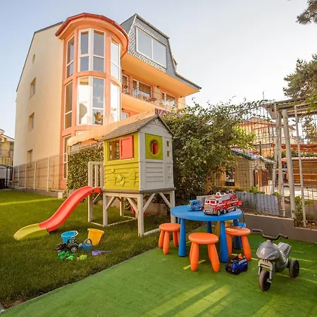 Karma Гостьовий будинок Ефоріє-Норд