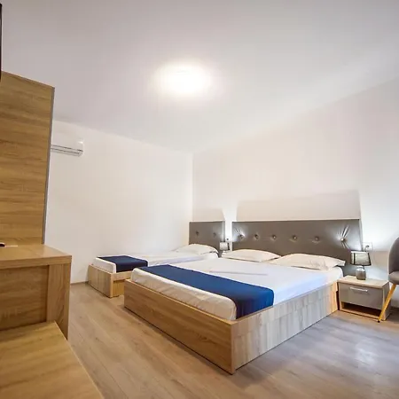 Karma Guest house *