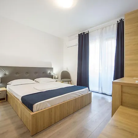 Karma Guest house *