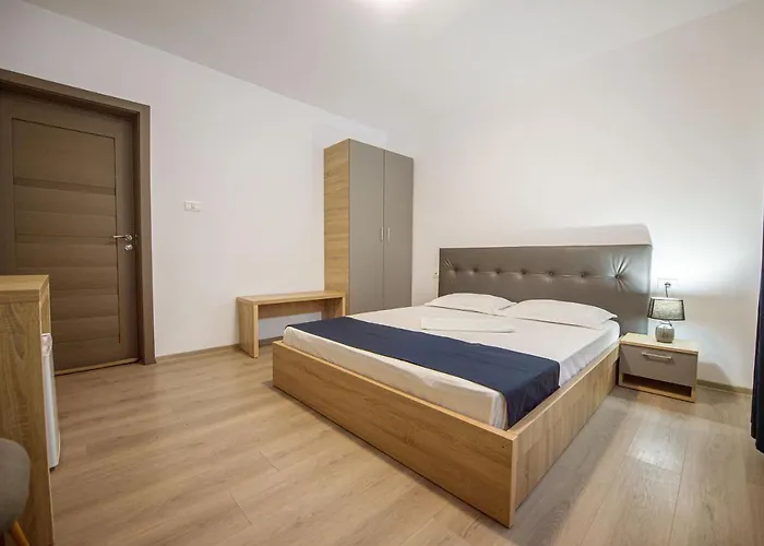 Karma 3* אפורי נורד